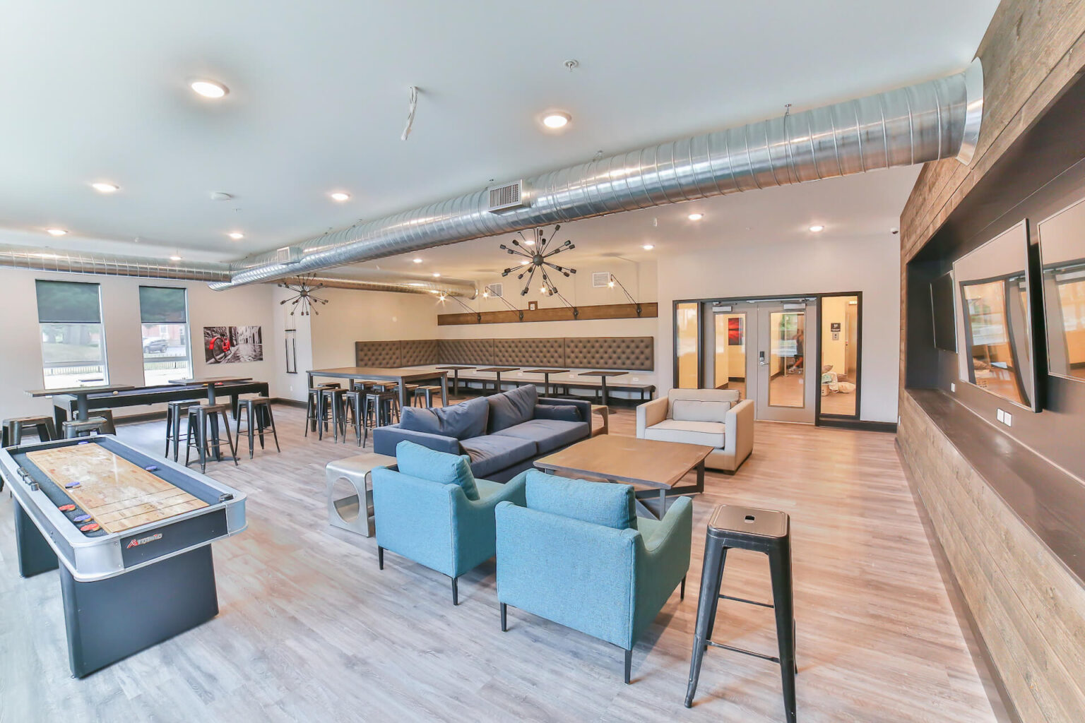 YSU Student Apartments The Enclave